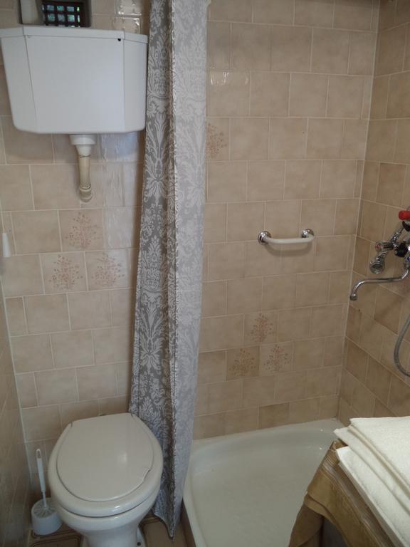 Napkelte Apartman Тихань Номер фото